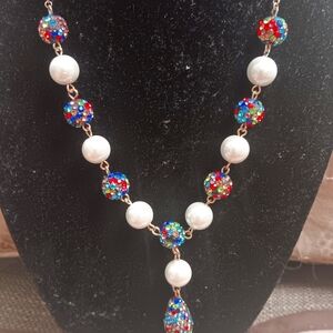 Monet necklace